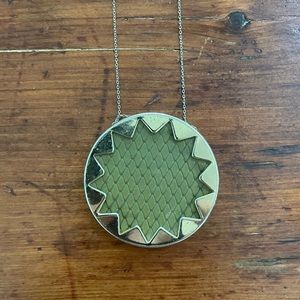 House of Harlow Green Sunburst Necklace